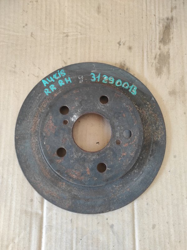Запчасть тормозной диск задний TOYOTA AURIS 06-12 42431-02380 Б/У Тормозной диск задний TOYOTA AURIS 06-12 42431-02380 Б/У