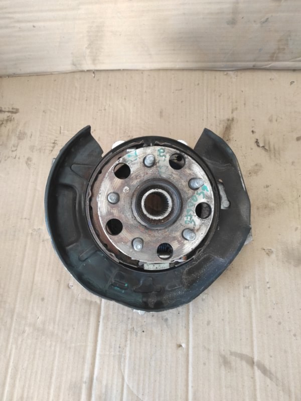 Ступица задняя левая LEXUS IS250/350 05-13 42410-30020 Б/У