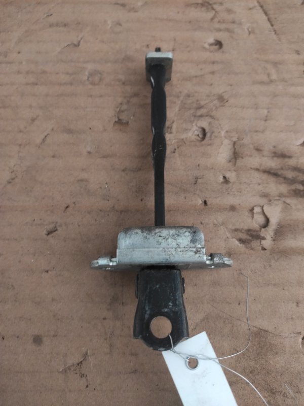 Ограничитель двери задний левый QASHQAI 07-14 Ограничитель двери задний левый QASHQAI 07-14