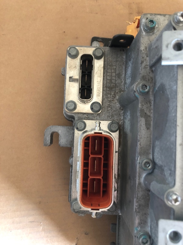 Инвертор HYUNDAI SONATA YF 10-14 Седан 2.4 Инвертор HYUNDAI SONATA YF 10-14 Седан 2.4