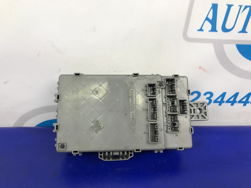 Блок предохранителей салон передний левый MDX (YD3) 13-21 2013 Внедорожник 3.5