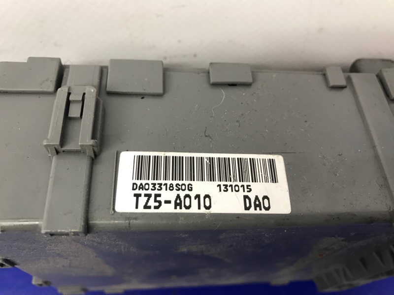 Блок предохранителей салон передний левый ACURA MDX (YD3) 13-21 Внедорожник 3.5