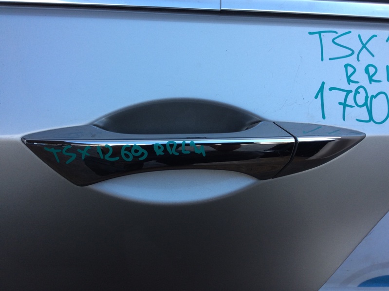 Ручка двери наружная задняя левая HONDA ACCORD CU8 / TSX 08-14 2009 Седан 2.4 72181-TL0-E01 Б/У