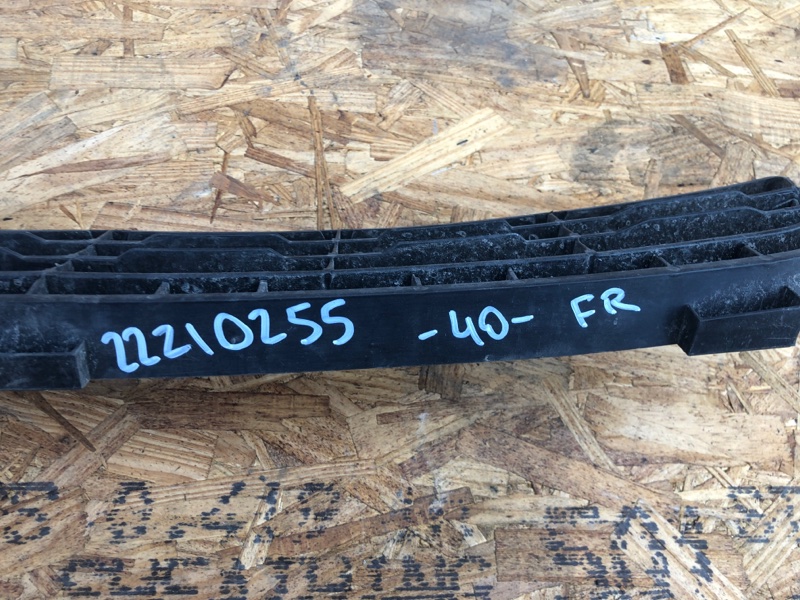 Решетка переднего бампера TOYOTA CAMRY 40 06-11