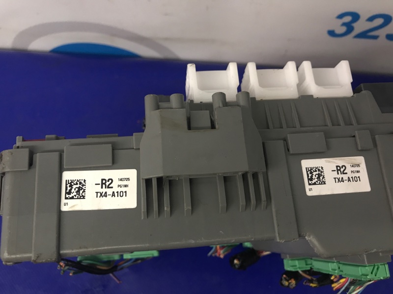 Блок предохранителей салон ACURA RDX 12-19 Внедорожник 3.5