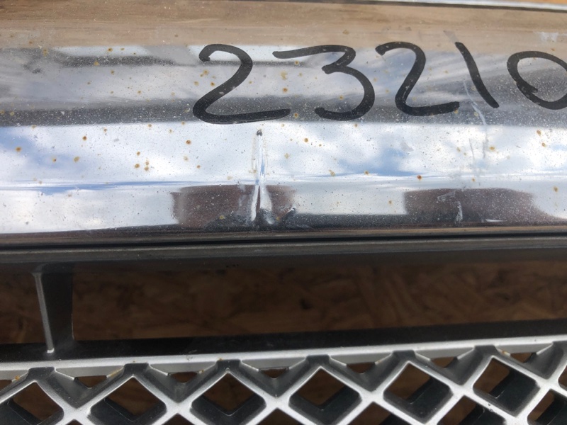 Решетка радиатора TOYOTA TUNDRA 07-13 USK56 5.7 3URFBE