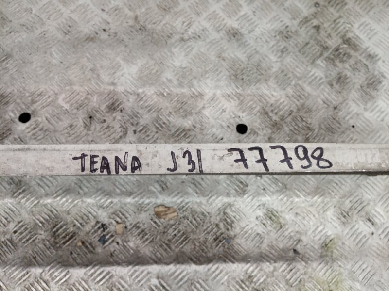 Радиатор кондиционера TEANA J31 03-07