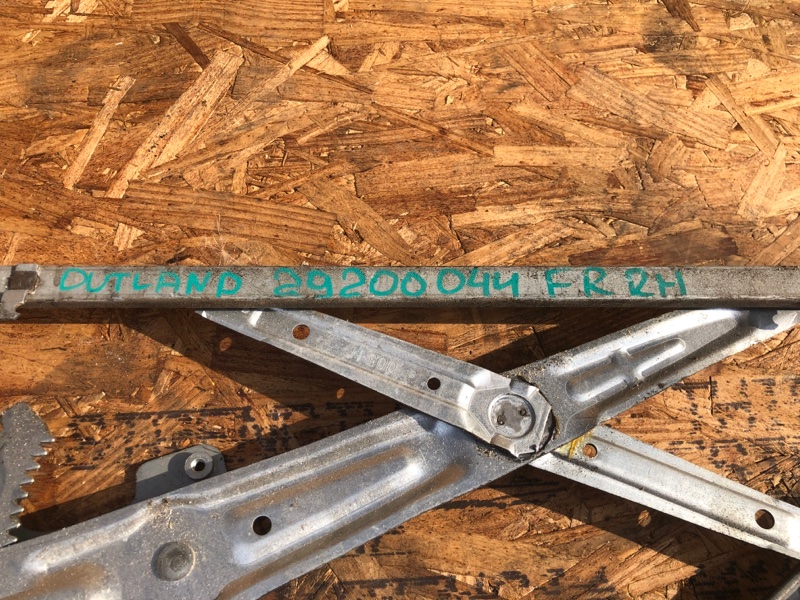 Стеклоподъемник передний правый OUTLANDER XL 05-13 2006 Внедорожник 3.0