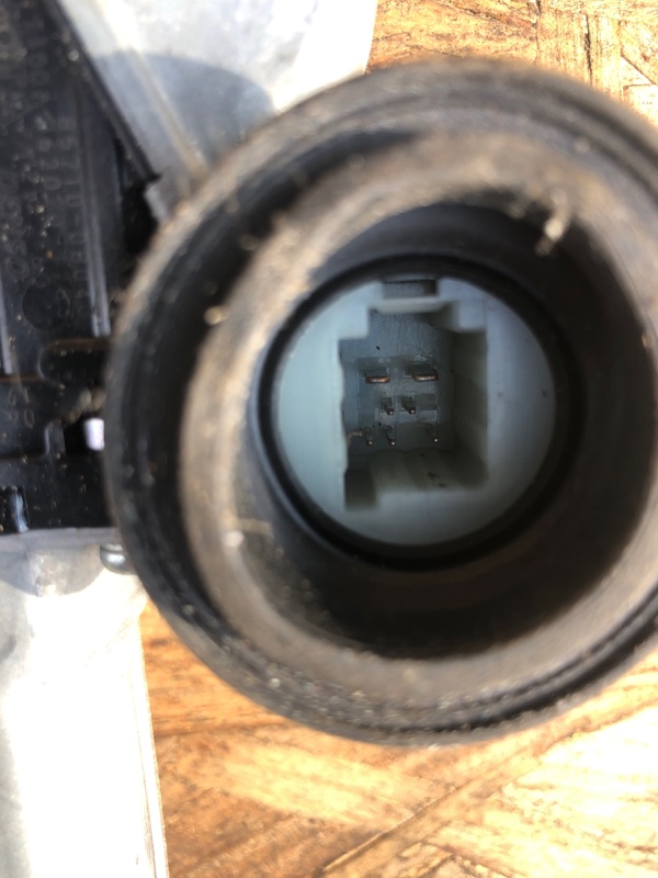 Стеклоподъемник задний правый SIENNA 11-16 2013 GSL30 3.5 2GR-FE Стеклоподъемник задний правый SIENNA 11-16 2013 GSL30 3.5 2GR-FE