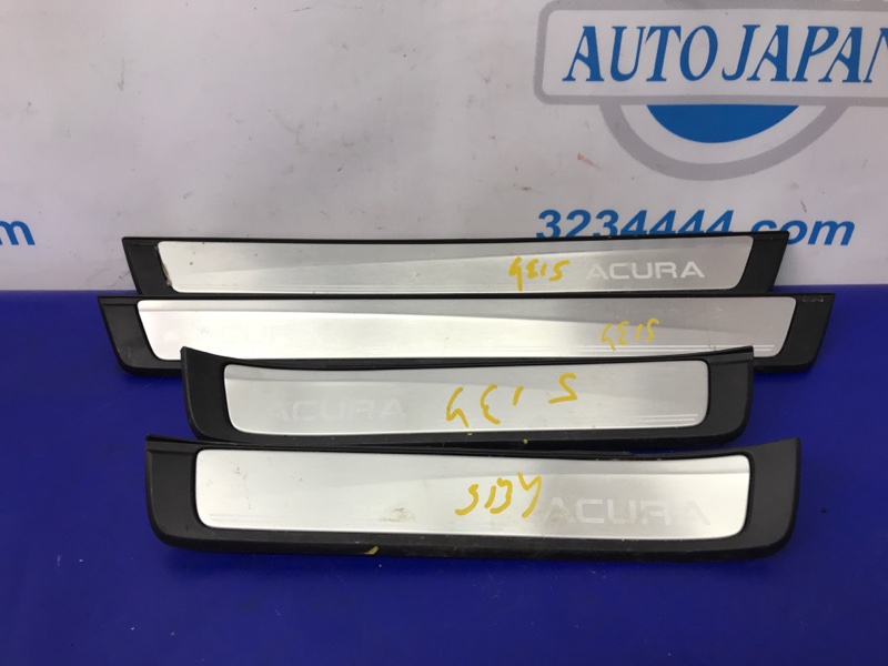 Накладка порога внутрення ACURA RDX 12-19 2014 Внедорожник 3.5 84252-TX4-A00ZA Б/У