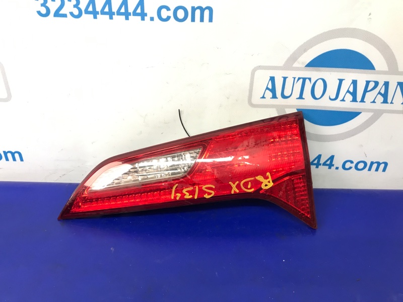 Запчасть фонарь внутренний задний правый ACURA RDX 12-19 2014 Внедорожник 3.5 34150-TX4-A01 Б/У Фонарь внутренний задний правый ACURA RDX 12-19 2014 Внедорожник 3.5 34150-TX4-A01 Б/У