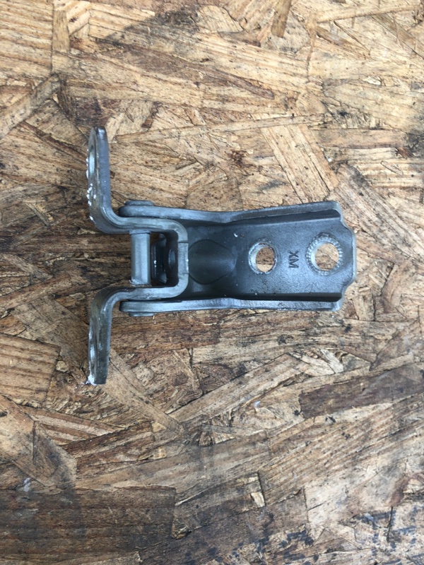 Петля двери верхняя передняя левая SORENTO XM 09-14 2012 Внедорожник 3.5 Петля двери верхняя передняя левая SORENTO XM 09-14 2012 Внедорожник 3.5