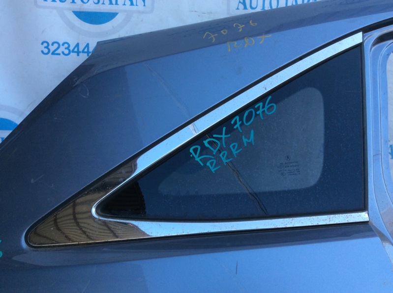 Запчасть стекло в кузов заднее правое ACURA RDX 12-19 Внедорожник 3.5 73501-TX4-A02 Б/У Стекло в кузов заднее правое ACURA RDX 12-19 Внедорожник 3.5 73501-TX4-A02 Б/У