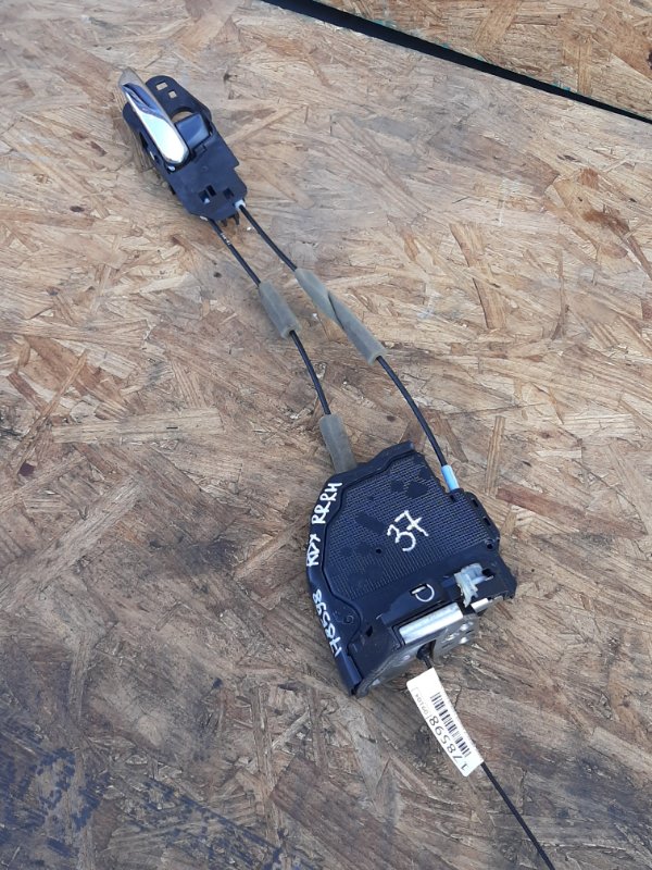 Запчасть замок двери задний правый ACURA RDX 12-19 2018 Внедорожник 3.5 72610-TR3-A11 Б/У Замок двери задний правый ACURA RDX 12-19 2018 Внедорожник 3.5 72610-TR3-A11 Б/У