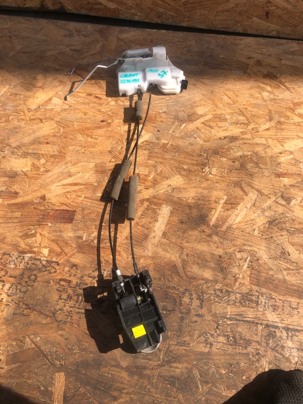 Замок двери передний левый GALANT 03-12