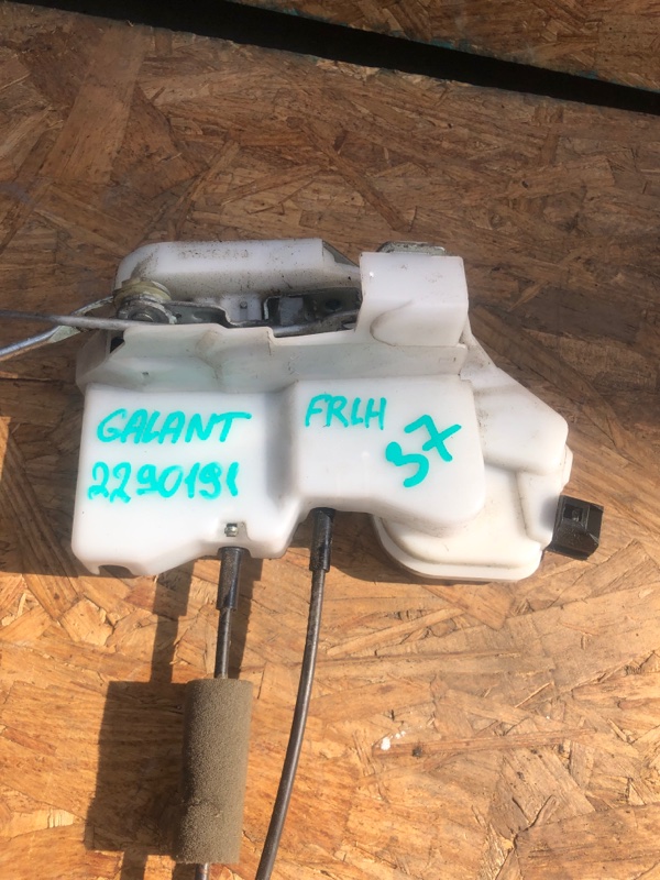 Замок двери передний левый MITSUBISHI GALANT 03-12 MR599899 Б/У