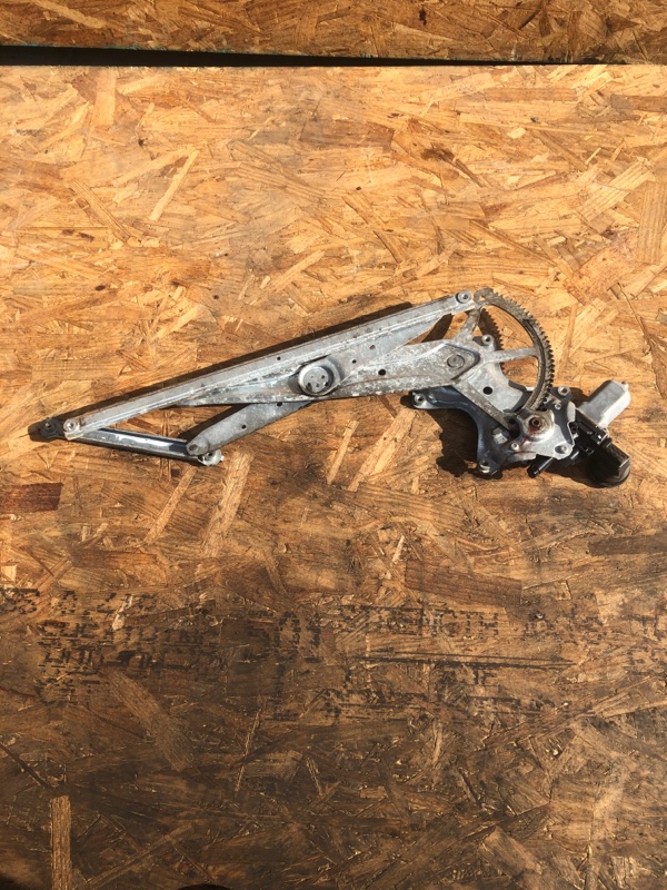 Стеклоподъемник передний правый TOYOTA COROLLA 150 06-13 Стеклоподъемник передний правый TOYOTA COROLLA 150 06-13