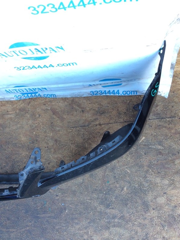 Бампер передний передний GS 12- Седан