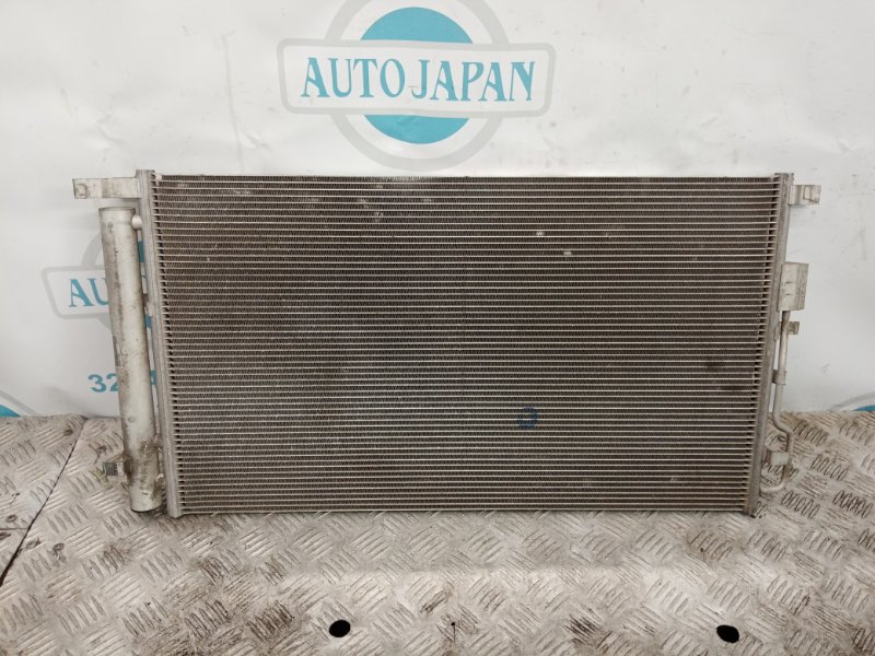 Запчасть радиатор кондиционера HYUNDAI TUCSON TL 15-20 Б/У Радиатор кондиционера HYUNDAI TUCSON TL 15-20 Б/У