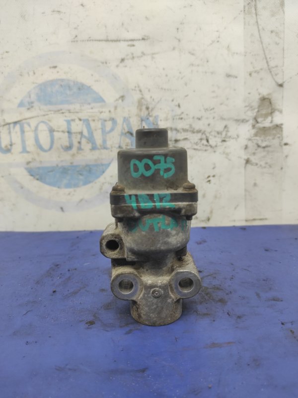 Запчасть клапан egr MITSUBISHI OUTLANDER XL 05-13 2008 Внедорожник 2.4 1582A166 Б/У Клапан EGR MITSUBISHI OUTLANDER XL 05-13 2008 Внедорожник 2.4 1582A166 Б/У