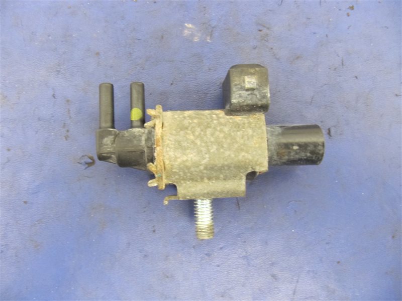 Клапан электромагнитный (вакуумный) MITSUBISHI OUTLANDER XL 05-13 2007 Внедорожник 3.0 MR373145 Б/У