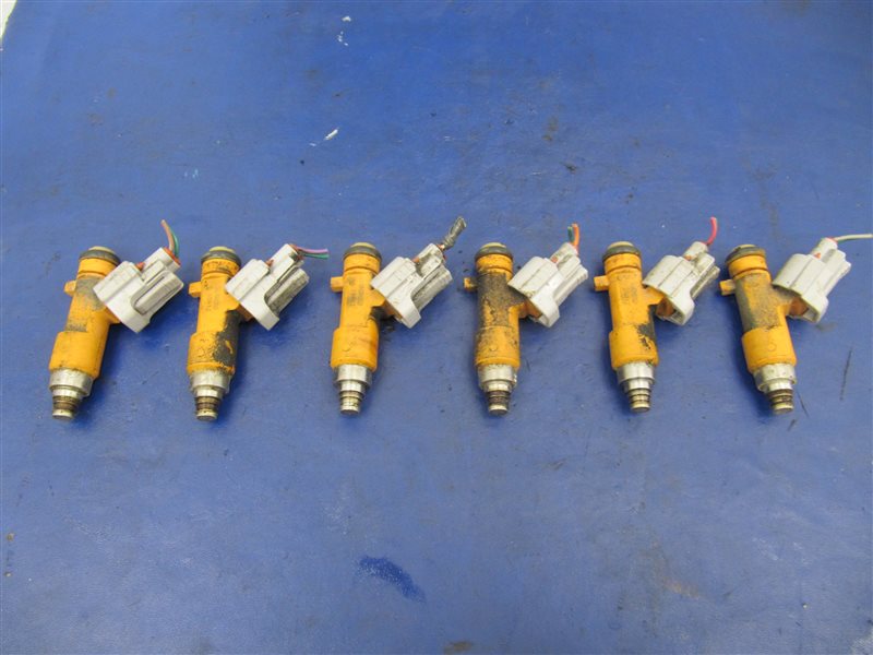 Запчасть форсунка топливная INFINITI Q50 15-20 2015 Седан 3.7 VQ37VHR 16600-EY00A Б/У Форсунка топливная INFINITI Q50 15-20 2015 Седан 3.7 VQ37VHR 16600-EY00A Б/У