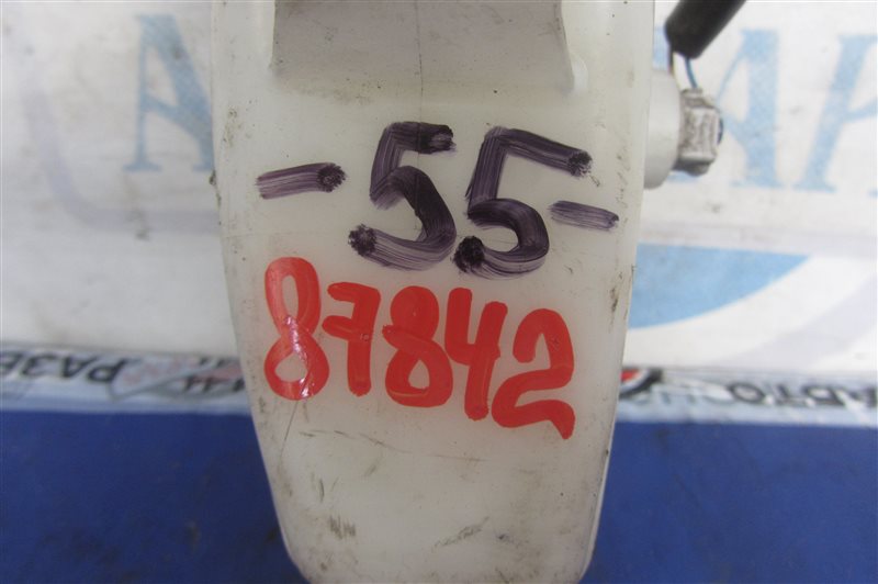 Бачок главного тормозного цилиндра CAMRY 55 14-17 2016 ASV50 2.5 2ARFE