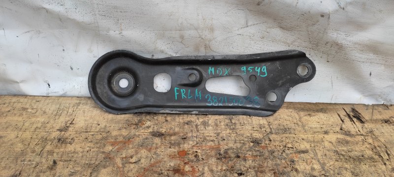 Крепление балки подвески переднее левое ACURA MDX (YD2) 06-13 2008 YD2 3.7 J37A1 50233-STX-A01 Б/У