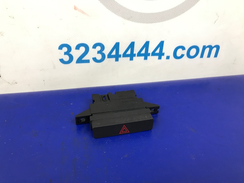 Запчасть кнопка аварийной сигнализации ACURA RDX 12-19 2012 Внедорожник 3.5 35510-TX4-A01 Б/У Кнопка аварийной сигнализации ACURA RDX 12-19 2012 Внедорожник 3.5 35510-TX4-A01 Б/У