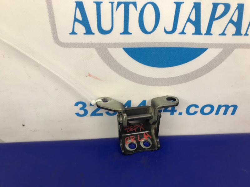 Петля двери верхняя задняя левая RDX 12-19 2012 Внедорожник 3.5 Петля двери верхняя задняя левая RDX 12-19 2012 Внедорожник 3.5