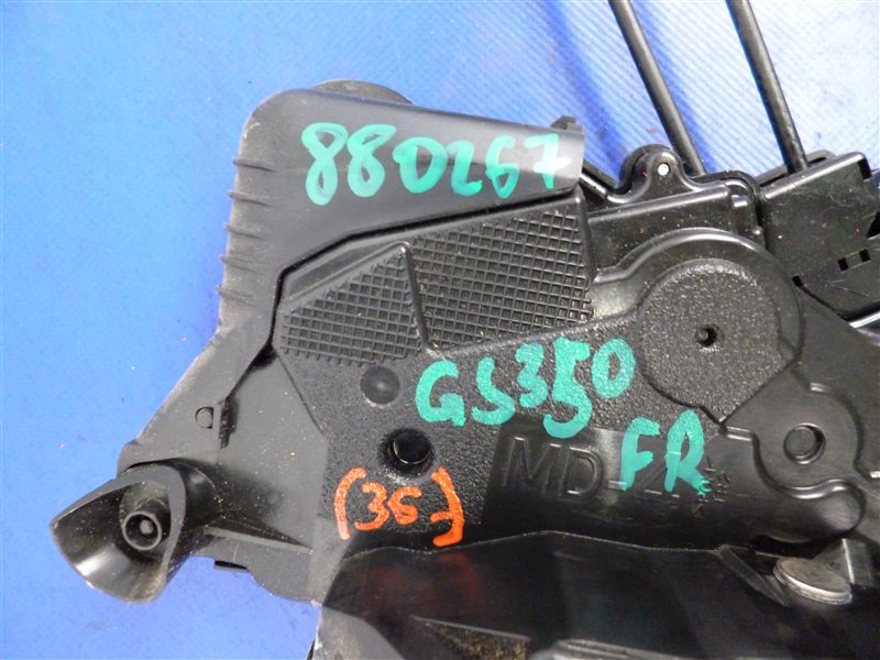 Замок двери передний правый GS350 GS300 05-11 2008 Седан 3.5