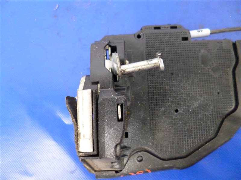 Замок двери задний левый TOYOTA COROLLA 150 06-13 Замок двери задний левый TOYOTA COROLLA 150 06-13