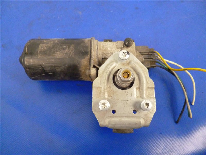 Моторчик стеклоочистителя передний HYUNDAI VELOSTER 11-18