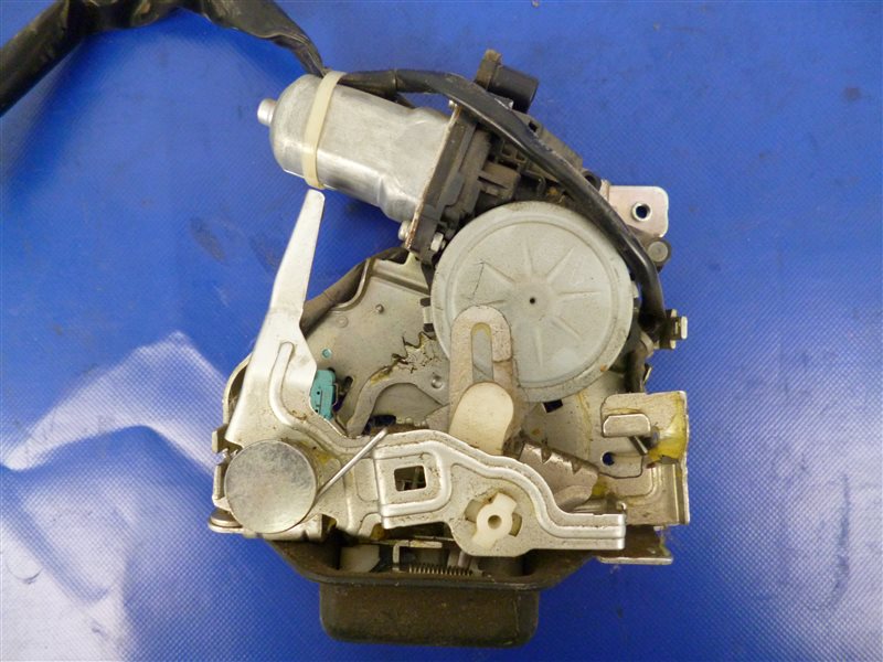 Замок крышки багажника MDX (YD2) 06-13 YD2