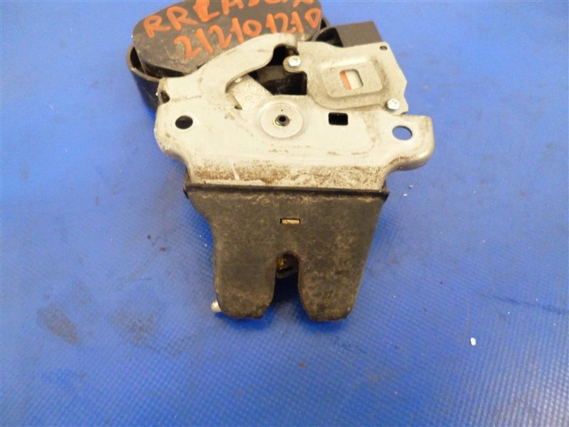 Замок крышки багажника MITSUBISHI LANCER X 10 07-15 Седан 2.4 Замок крышки багажника MITSUBISHI LANCER X 10 07-15 Седан 2.4