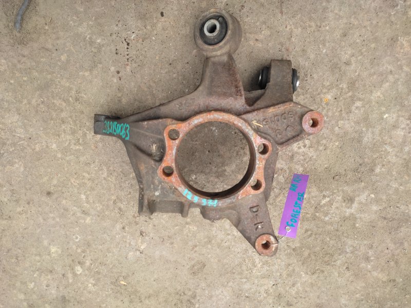 Цапфа задняя правая SUBARU FORESTER 12-19 2015 Внедорожник 2.5 FB25B 28411SG001 Б/У