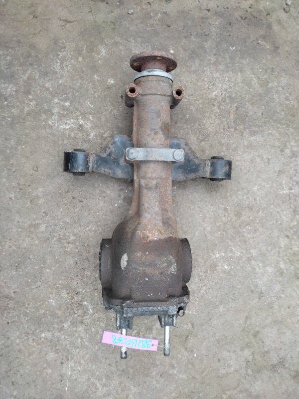 Запчасть редуктор задний SUBARU FORESTER 12-19 2015 Внедорожник 2.5 FB25B 38300AC300 Б/У Редуктор задний SUBARU FORESTER 12-19 2015 Внедорожник 2.5 FB25B 38300AC300 Б/У