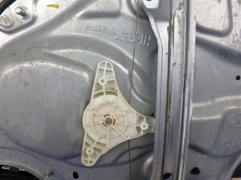 Стеклоподъемник задний левый SORENTO XM 09-14 2012 Внедорожник 3.5 Стеклоподъемник задний левый SORENTO XM 09-14 2012 Внедорожник 3.5