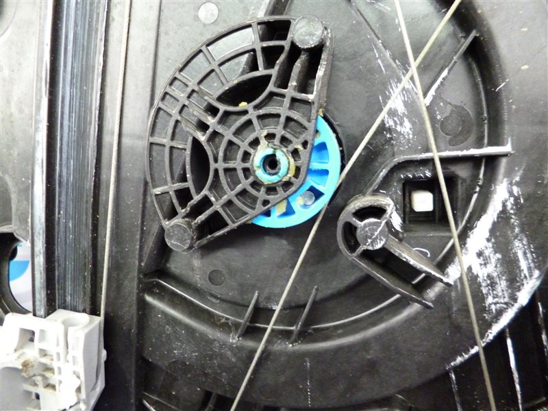 Стеклоподъемник передний левый SORENTO UM 14- 2.2 Стеклоподъемник передний левый SORENTO UM 14- 2.2