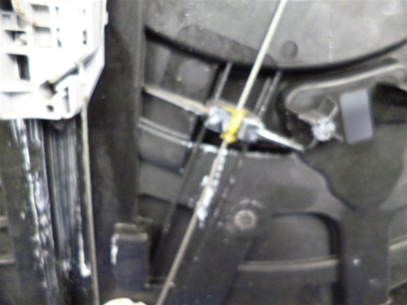 Стеклоподъемник передний левый SORENTO UM 14- 2.2 Стеклоподъемник передний левый SORENTO UM 14- 2.2