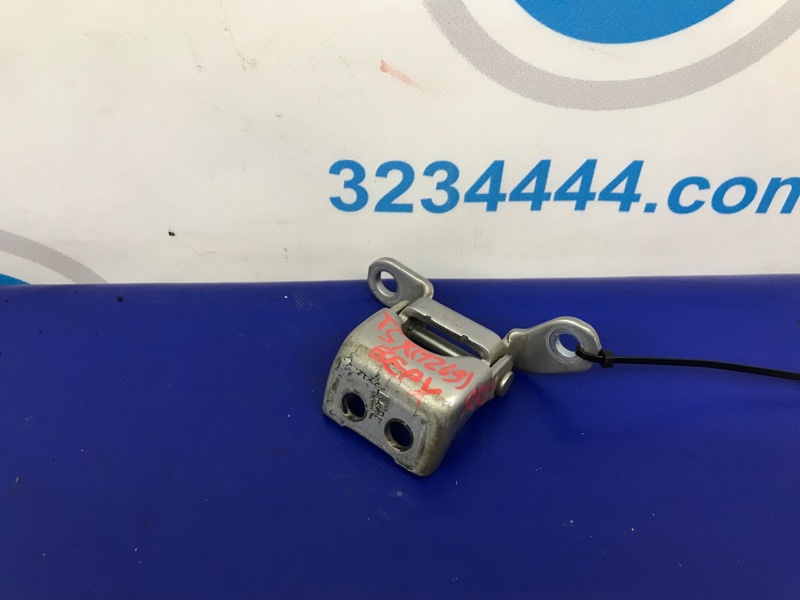 Петля двери верхняя задняя левая HONDA ACCORD CU8 / TSX 08-14 Седан 2.4