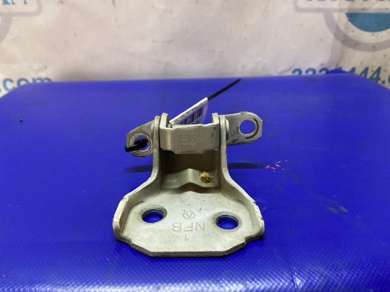 Петля двери нижняя передняя левая OUTBACK 09-14 BR 2011 Внедорожник 2.5 Петля двери нижняя передняя левая OUTBACK 09-14 BR 2011 Внедорожник 2.5