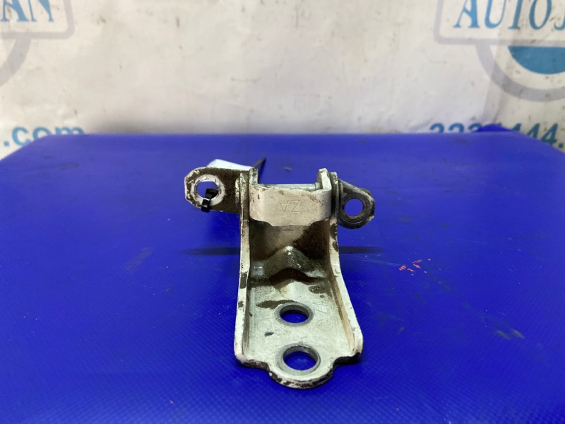 Петля двери нижняя задняя левая OUTBACK 09-14 BR 2011 Внедорожник 2.5