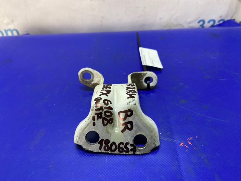 Петля двери верхняя задняя правая SUBARU OUTBACK 09-14 BR 2011 Внедорожник 2.5 60479AJ000 Б/У