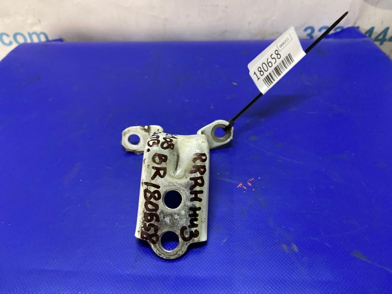 Петля двери нижняя задняя правая SUBARU OUTBACK 09-14 BR 2011 Внедорожник 2.5 60470AG02A9P Б/У