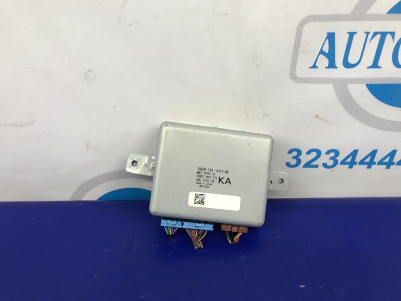 Блок управления крышкой багажника ACURA RDX 12-19 2018 Внедорожник 3.5 74970-TX4-A11 Б/У