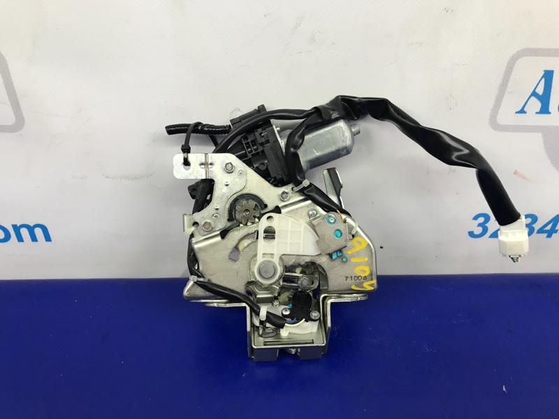 Замок крышки багажника задний ACURA RDX 12-19 Внедорожник 3.5 Замок крышки багажника задний ACURA RDX 12-19 Внедорожник 3.5