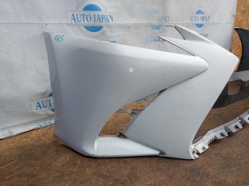 Бампер передний передний GS 12-