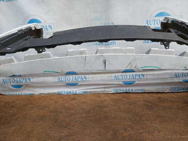 Бампер передний передний GS 12-