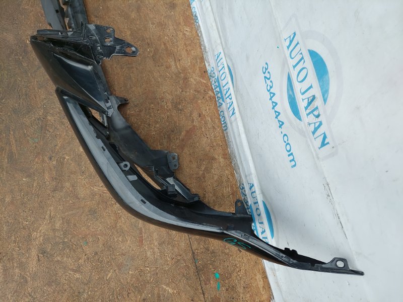 Бампер передний передний GS 12-